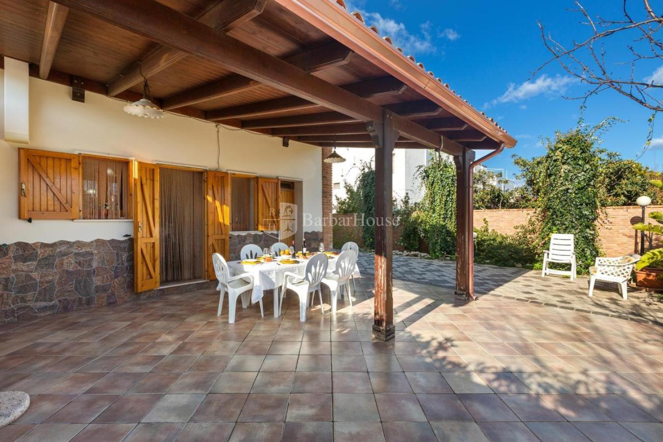Holiday home Rosy *